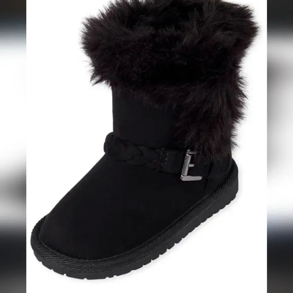 CHILDREN PLACE TODDLE GIRLS BUCKLE FAUXFUR CHAKET BOOTS